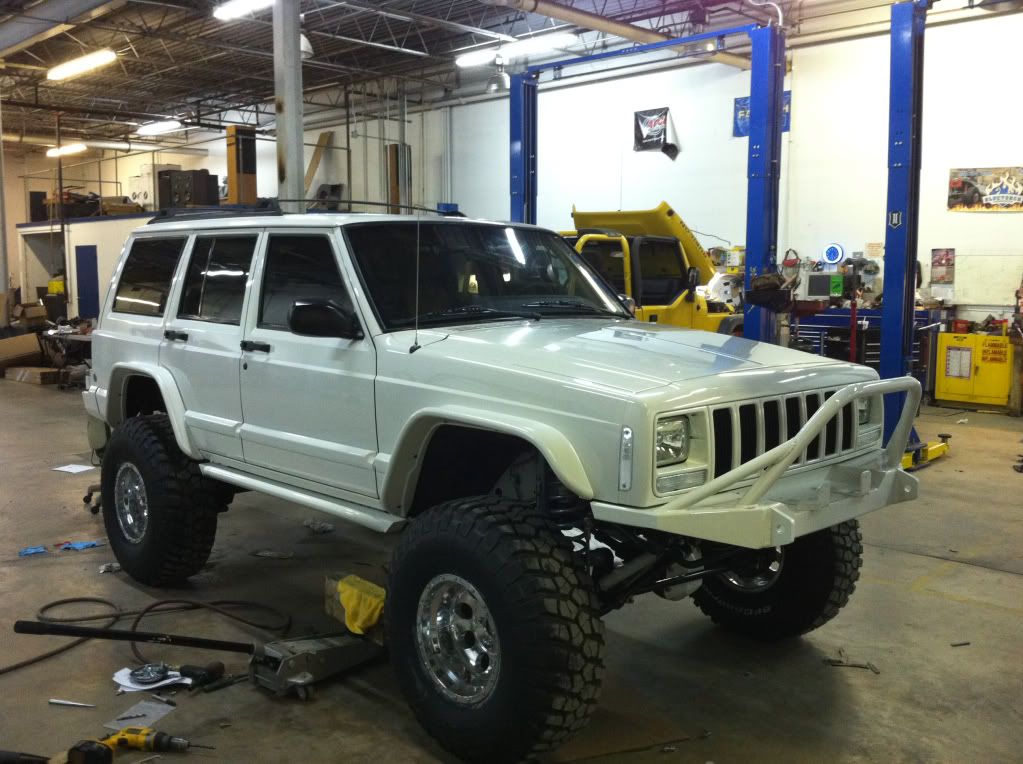 9701 XJ with Bushwacker Flat Fender Flares